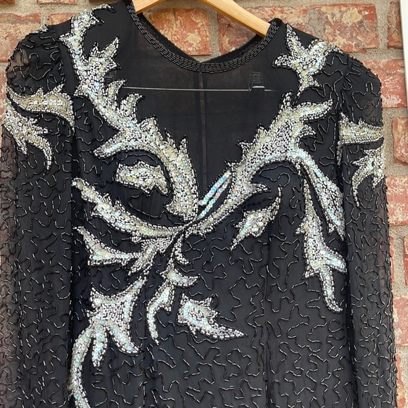 Lillie Rubin vintage silk sequence phot does not do justice on this dress. - Picture 9 of 13